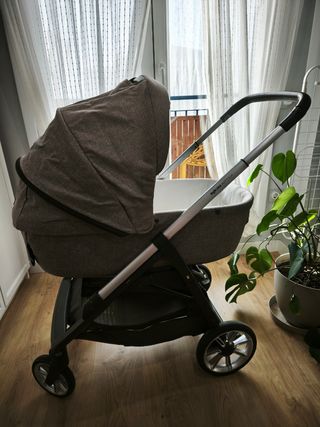 Inglesina Aptica: Capazo, silla y cuco isofix
