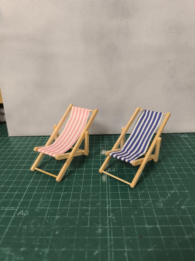 2 lettini in miniatura per case delle bambole