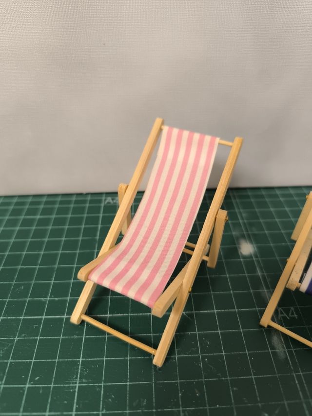 2 lettini in miniatura per case delle bambole