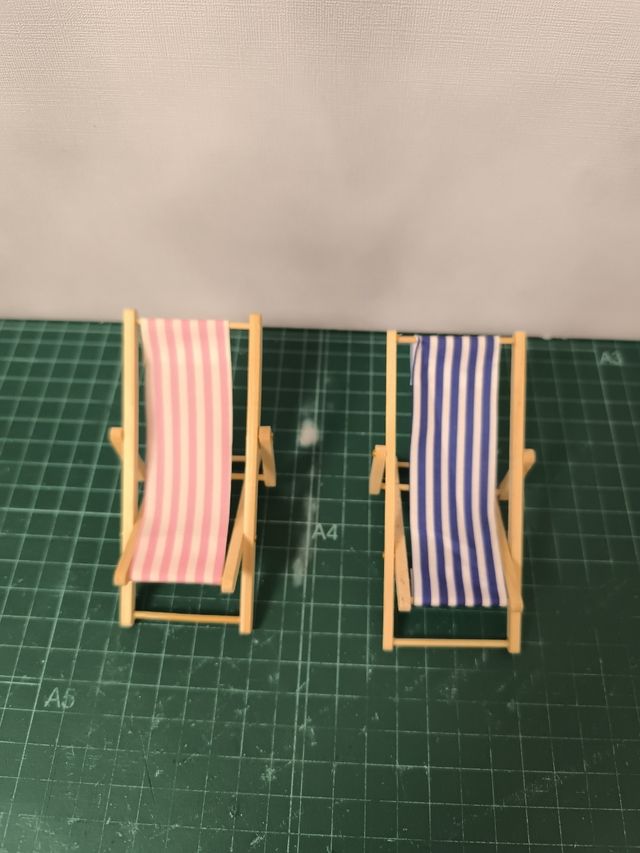 2 lettini in miniatura per case delle bambole