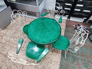 MESA TERRAZA + 4 SILLAS VINTAGE