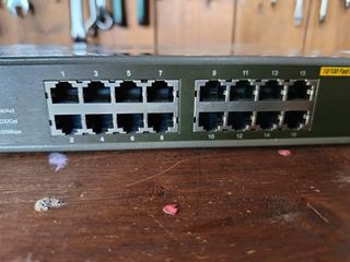 Switch D-Link DES-1016D 16 puertos