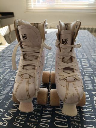 Patines niña 4 ruedas talla 34.