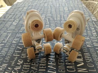 Patines niña 4 ruedas talla 34.