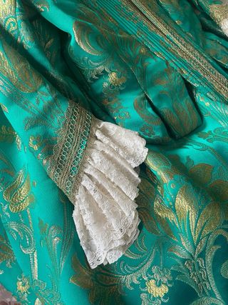 Traje Fallera: Verde y Dorado