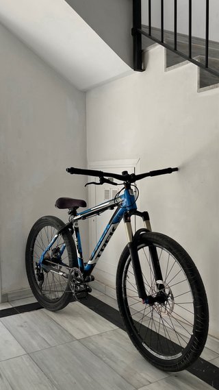 Bicicleta Trek 6000 azul