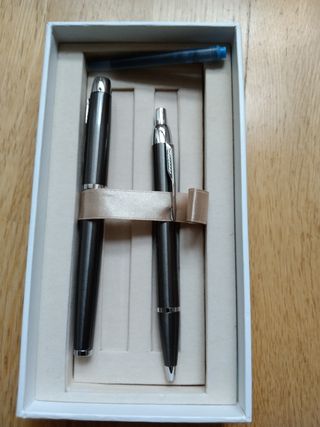 Estuche bolígrafo y pluma Parker