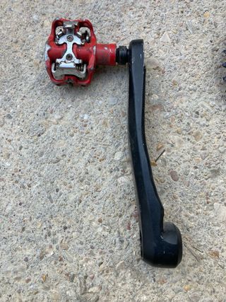 Bielas Shimano+Pedales