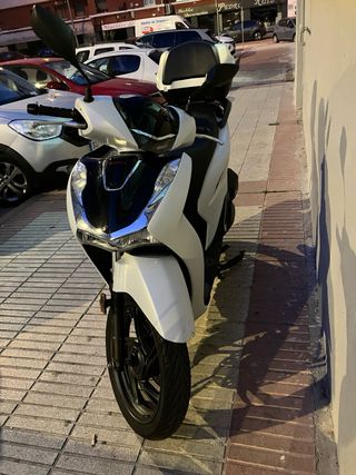 Honda SH 125i 2022 - Scooter
