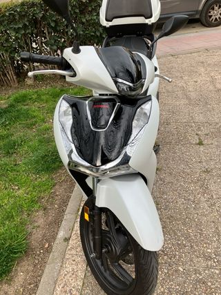Honda SH 125i 2022 - Scooter