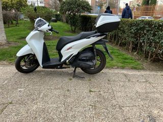 Honda SH 125i 2022 - Scooter