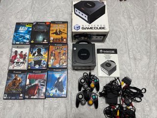 Nintendo GameCube + 9 juegos