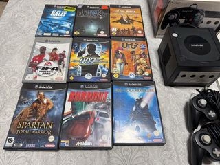 Nintendo GameCube + 9 juegos