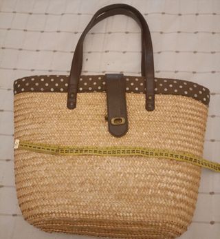 Bolso paja,capazo

 Victorio Lucchino