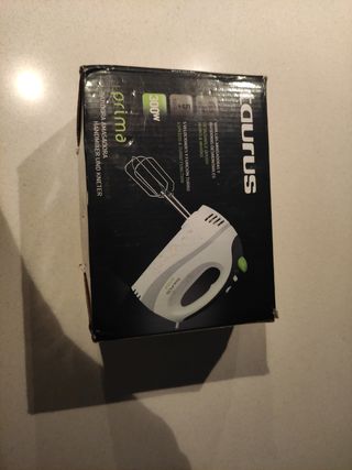 Taurus Prima 300w - Batidora de varillas