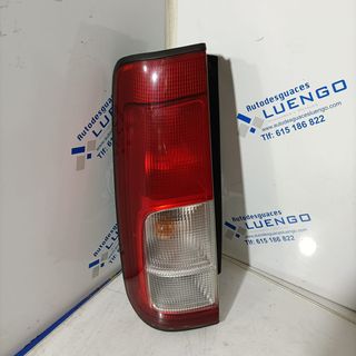 Piloto trasero izquierdo Suzuki Ignis 2002
