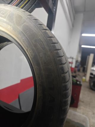 2 Neumáticos usados 215/55R16