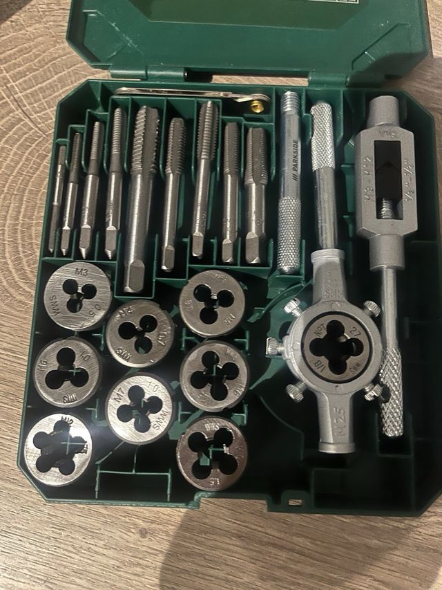 Set di maschi e femmine Parkside