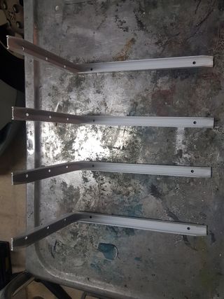 4 Escuadras metalicas 30x20cm