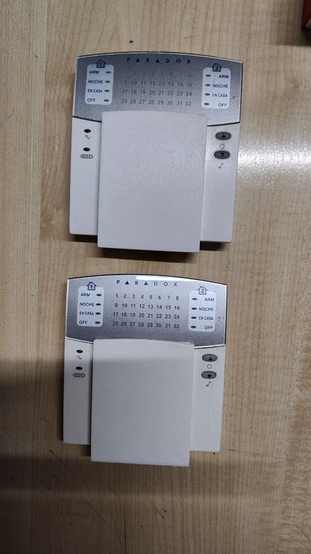 2 Teclados Paradox K-32