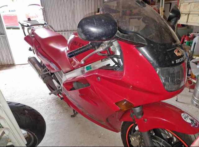 Honda VFR 750 RC36 - Piezas