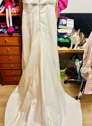 Vestido novia satén blanco Aire de Rosa Clará 2012