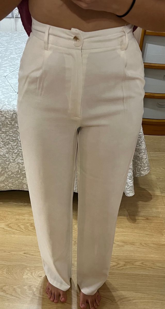Pantalones Stradivarius blancos