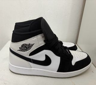 Nike Air Jordan 1 Mid - Blanco/Negro