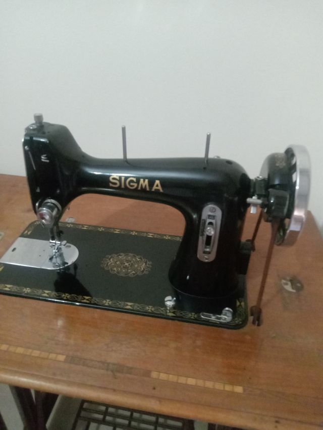 Máquina coser Sigma Antigua