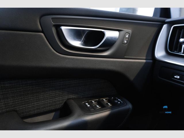 Volvo XC60 2.0 T6 AWD Recharge Ultimate Black Ed AT