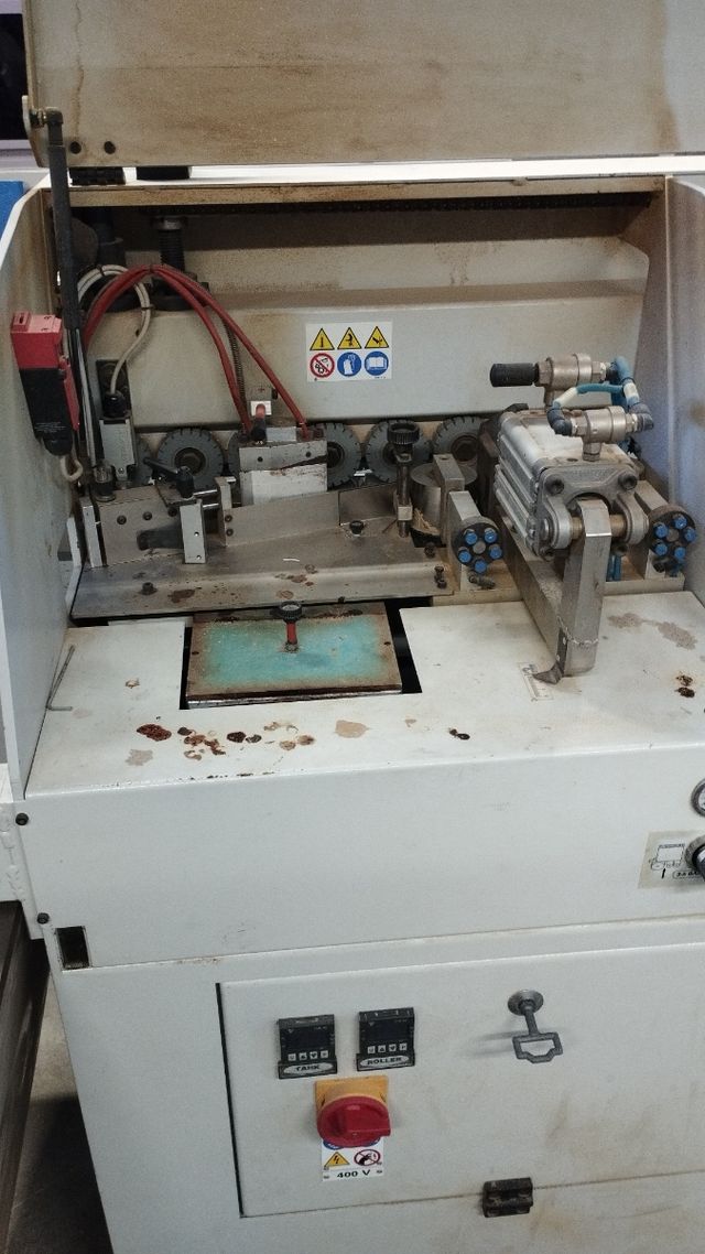 Canteadora de cantos machineri