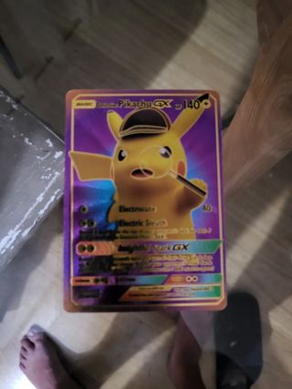 Carta Pokémon Pikachu GX Detective