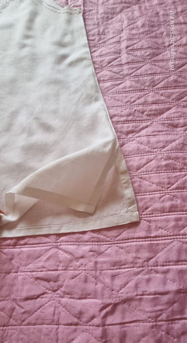 Canotta Pure Linen bianca ricamata