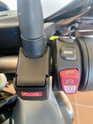 BMW f 750 GS - Moto de aventura/touring