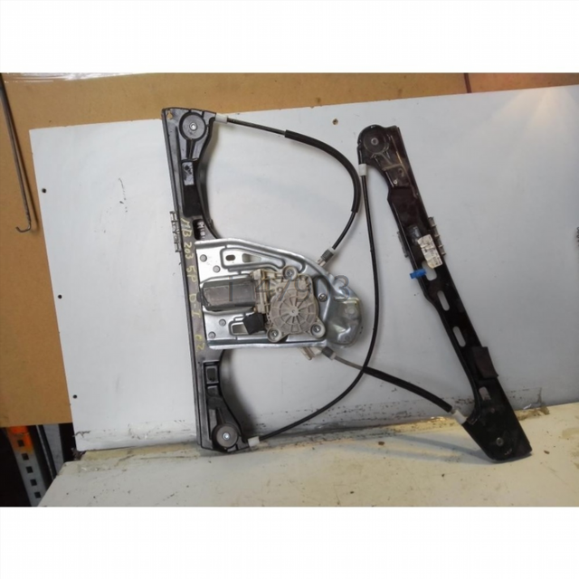 Elevalunas delantero izquierdo Mercedes Be