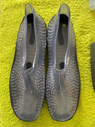 Escarpines de agua transparentes talla 41