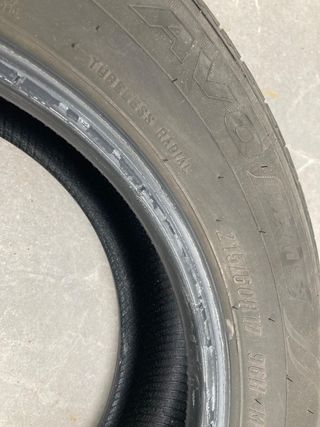 2 Ruedas Coche MAXI BRAVO HPM5 215/60 R17