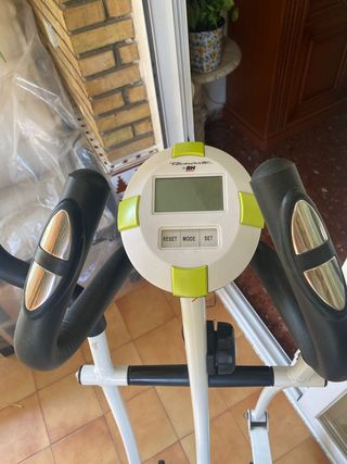 Bicicleta elíptica Tecnovita Oval Fit YF961 BH