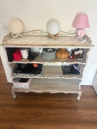 Mueble vintage blanco roto