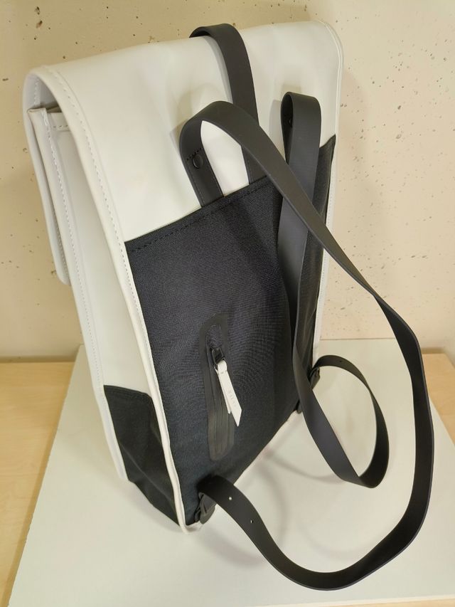 Mochila Rains OffWhite