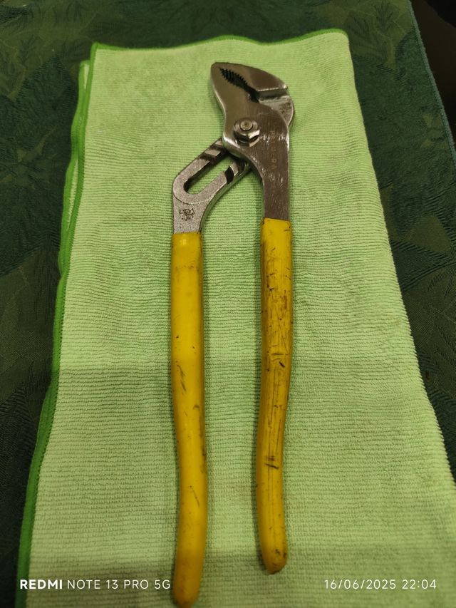 BAHCO 5226 DC TENACILLA ARTICULADA MANGO PVC 400