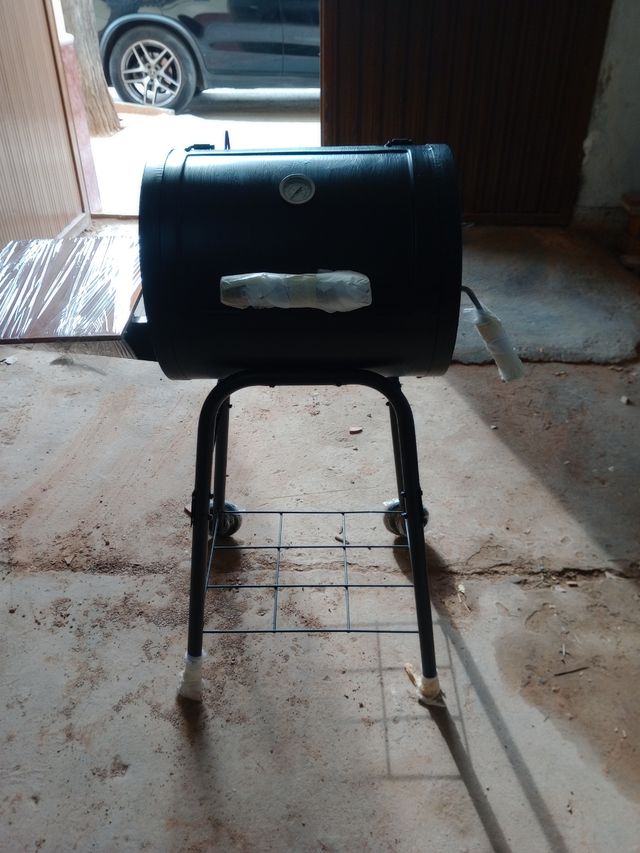 Barbacoa exterior negra