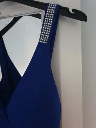 Vestido fiesta azul electrico pendientes brillante