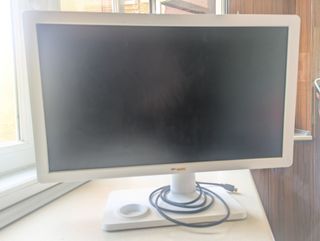 Monitor FullHD 24" BenQ V2400 