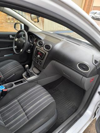 Ford Focus 2010