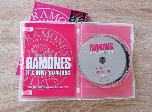 DVD Ramones It's Alive 1974-1996