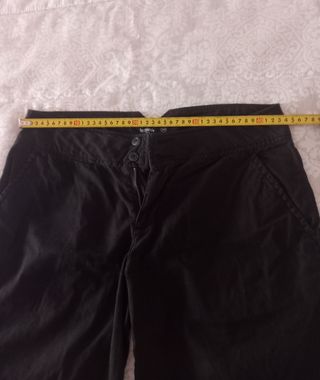 Bermuda mujer color negro