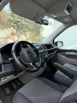 Volkswagen Caravelle 2018
