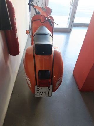 Vespa 160 GT clásica