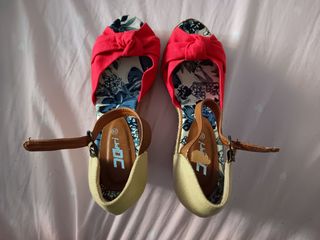Sandalias cuña esparto rojas